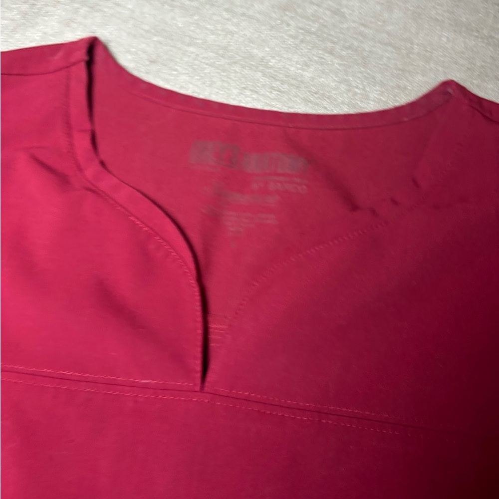 Burgundy Grey’s Anatomy Women’s   Scrub Set Size Large - Picture 7 of 16